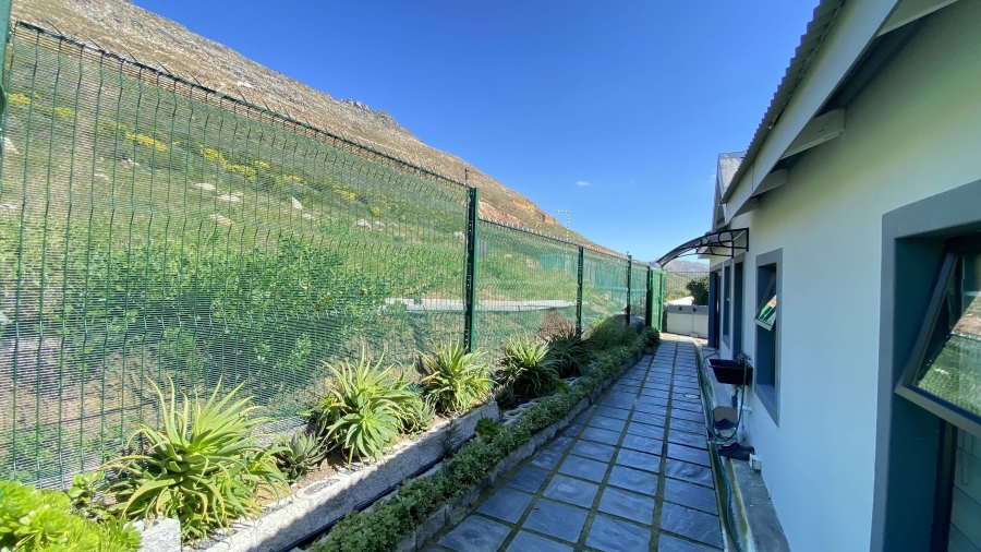 3 Bedroom Property for Sale in Seaforth Western Cape
